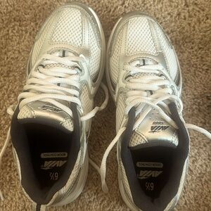 these are avia sneakers super comfortable good quality super comfortable ❤️